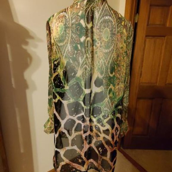 NWOT Mesmerize Long top Size S - Picture 3 of 6